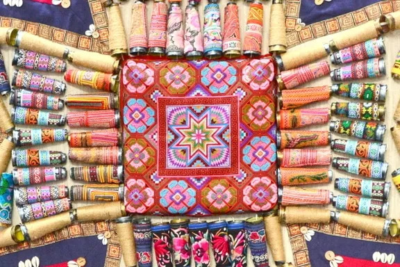 岁月非遗拾萃，流光溢彩