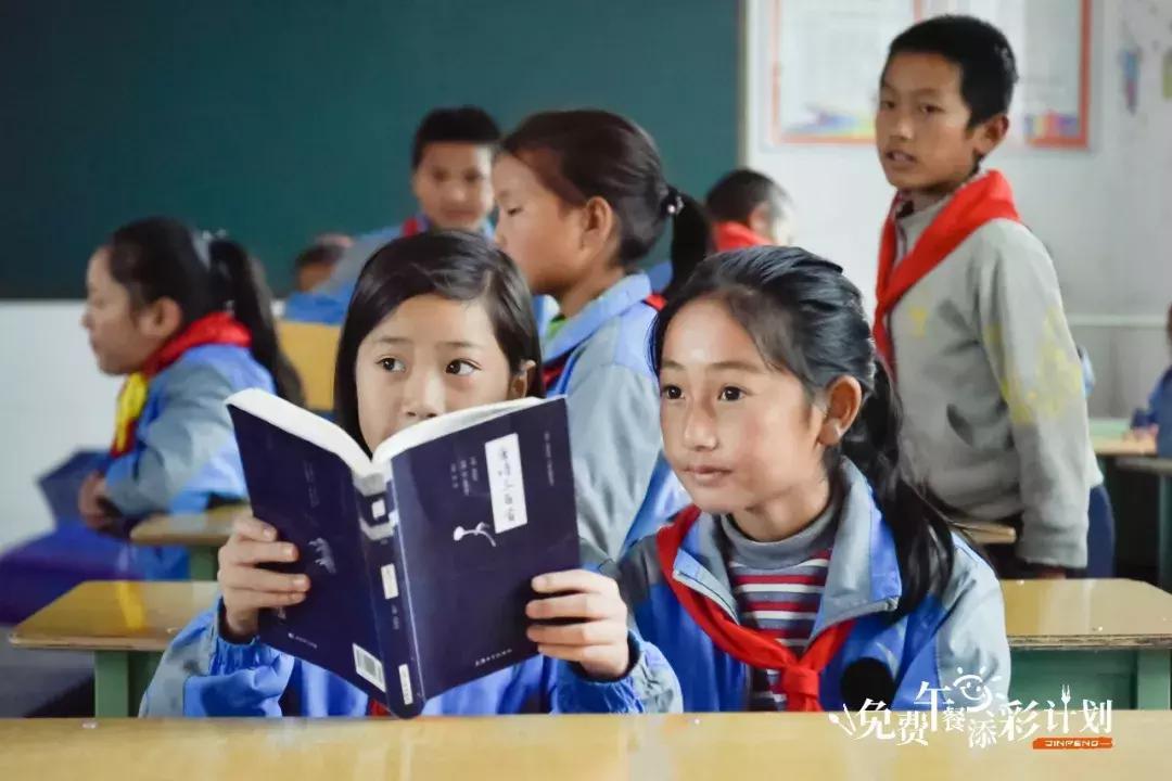 徐州某车企奔波20多小时，“为爱添彩”免费送午餐，网友：点赞！