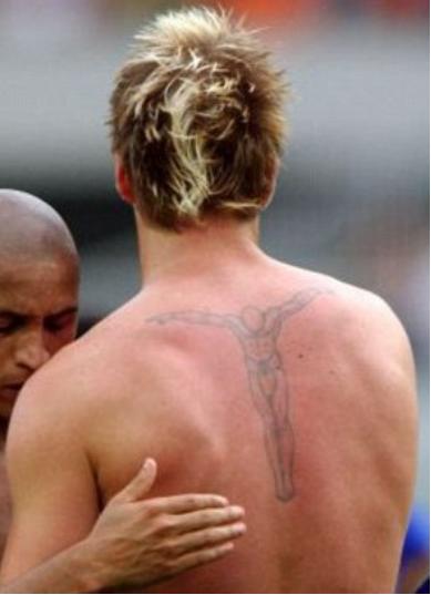 贝克汉姆的身上纹,贝克汉姆是什么时候纹身的