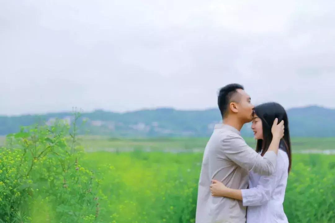 湘西浦市古镇，这个畅销青年女作家，和喜欢的人一起开了一家美宿