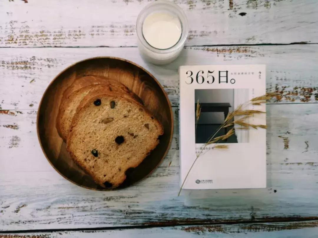 湘西浦市古镇，这个畅销青年女作家，和喜欢的人一起开了一家美宿