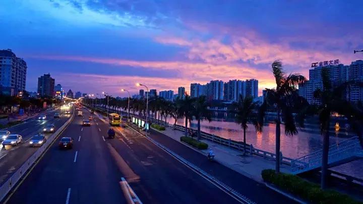 工资和还贷：海口人的夜晚，其实比白天更忙