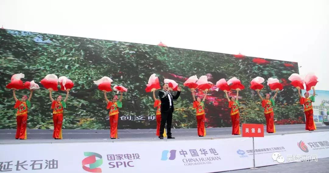 非遗传承手工制作空心挂面,吴堡手工细挂面