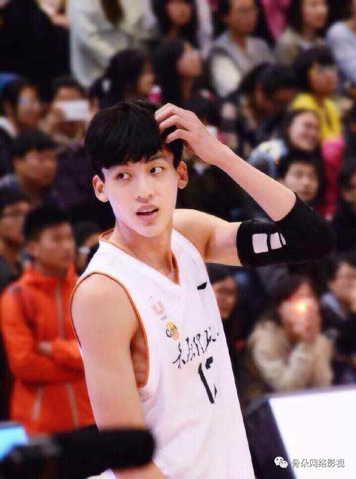 谁不爱库里,重庆灌篮男孩