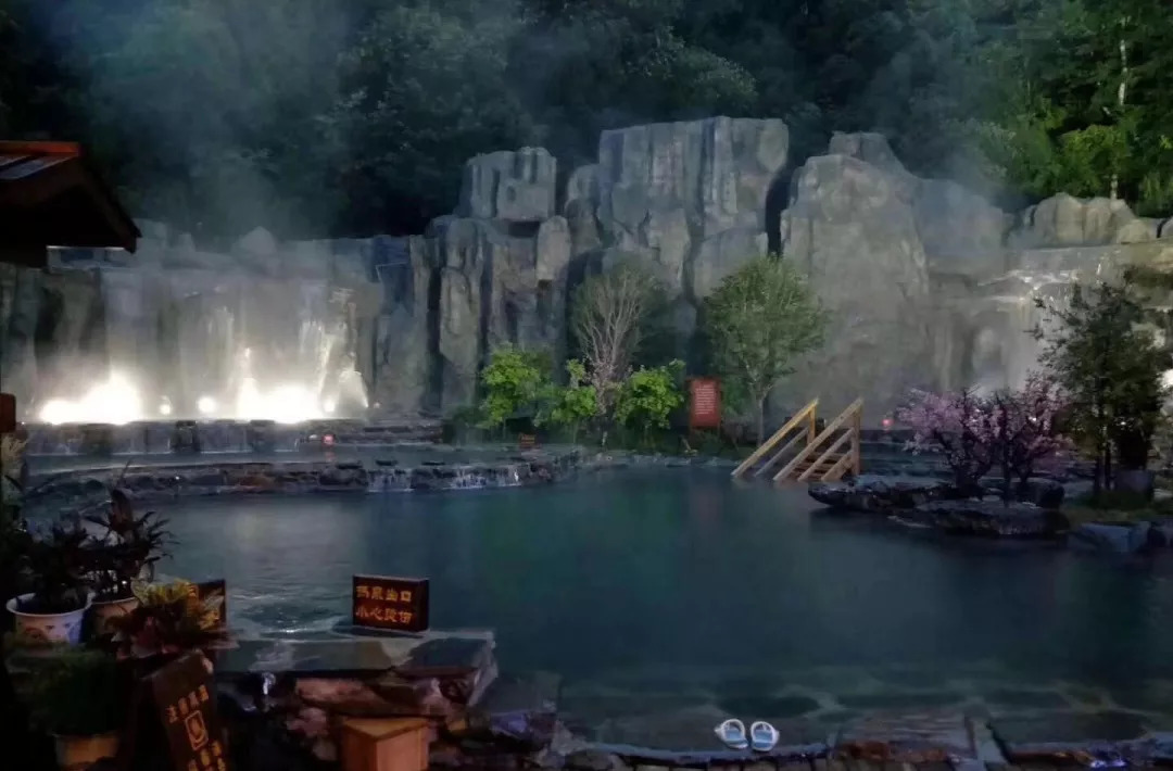 铜鼓汤里温泉是真温泉么,世外桃源温泉度假村