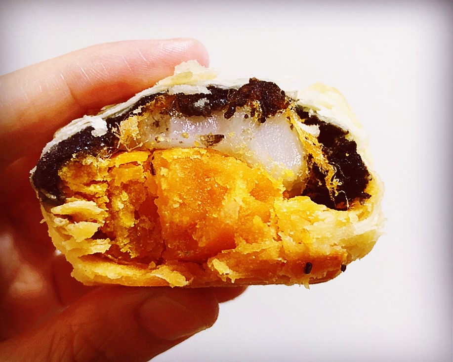 淘宝好吃的蛋黄酥推荐,测评淘宝蛋黄酥20块钱30个