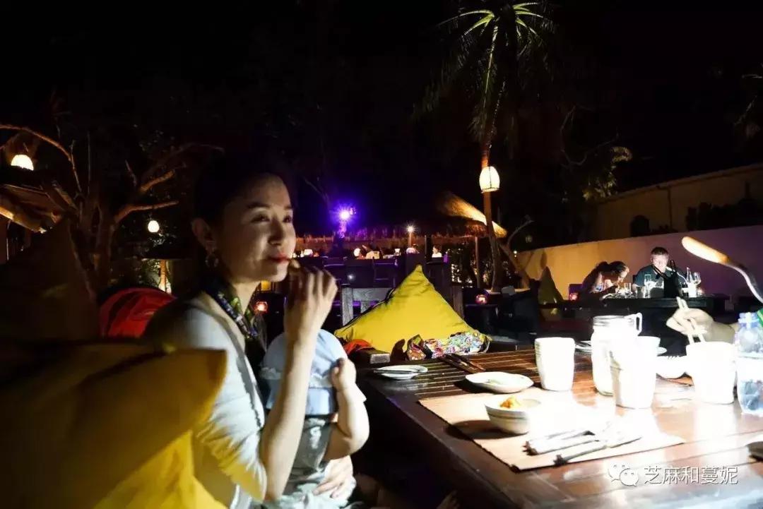 带两个孩子的妈妈去旅行,带两个孩子的妈妈去旅游