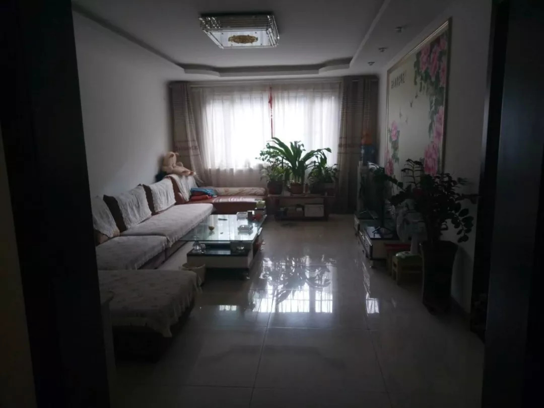 石河子市多层住房出售,石河子房源一楼