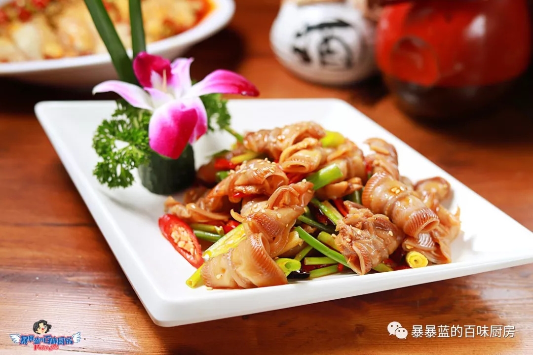 吃腻了自己城市的烧烤,吃腻了火锅烧烤