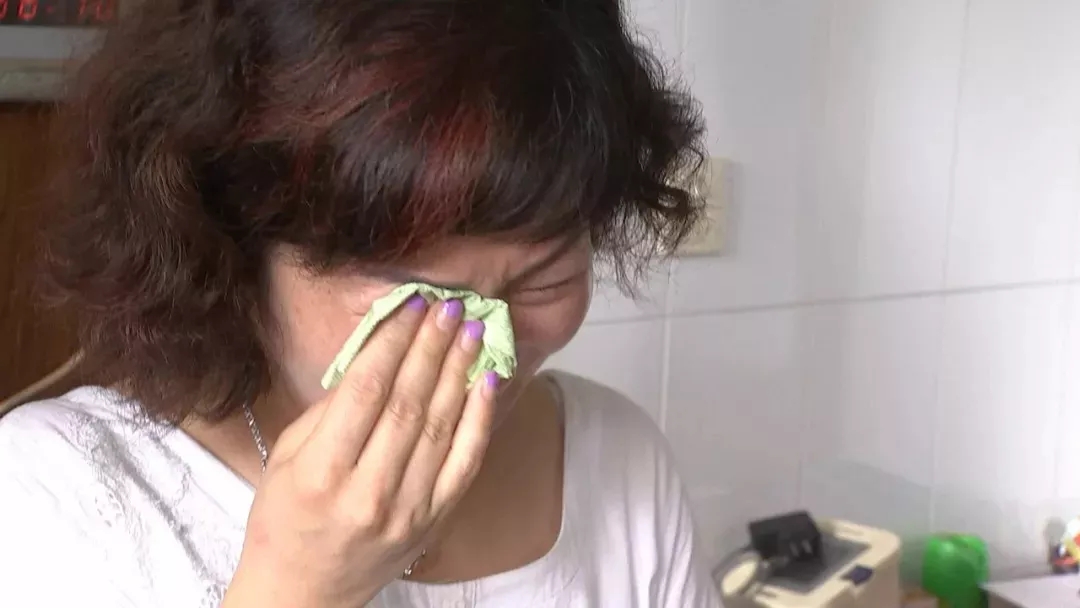 深夜偷玩《绝地求生》13岁男孩坠楼身亡防沉迷系统形同虚设？百度贴吧销售身份证信息“破解防沉迷”