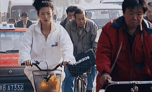 80后女孩，割舌自述：我们是最受压迫的一代