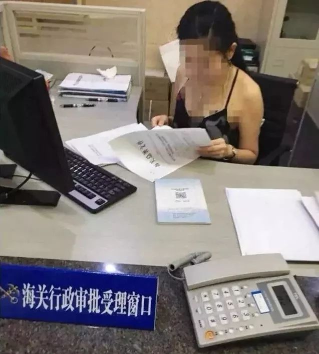 看你的朋友圈就知道你没见过世面,没见过世面的人微信头像