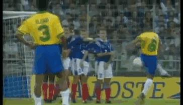 弧线球贝克汉姆科学解释,回味贝克汉姆十大销魂任意球