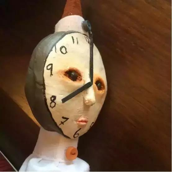 12岁男孩用捡来的破烂，打造出一个暗黑王国，吓哭一票成年人……