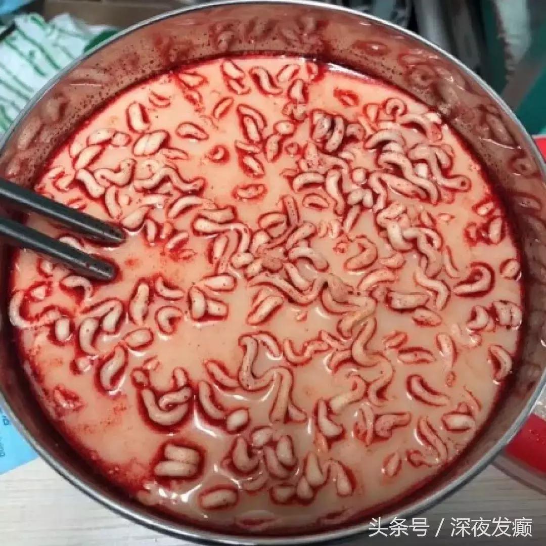 看，这就是让女朋友进厨房的后果