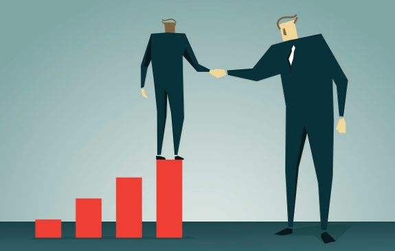 领导聪颖：员工越级汇报，作为大老板，你应该怎么做