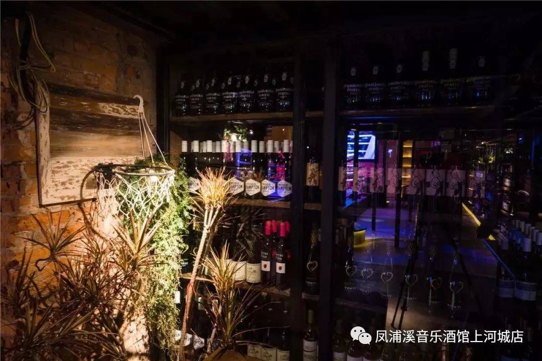 南宁网红打卡露天酒吧,南宁网红打卡酒吧