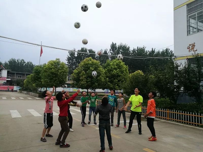 德高为师｜让足球点燃梦想——记阜阳市颍泉区行流镇三义九年一贯制学校体育老师王侠