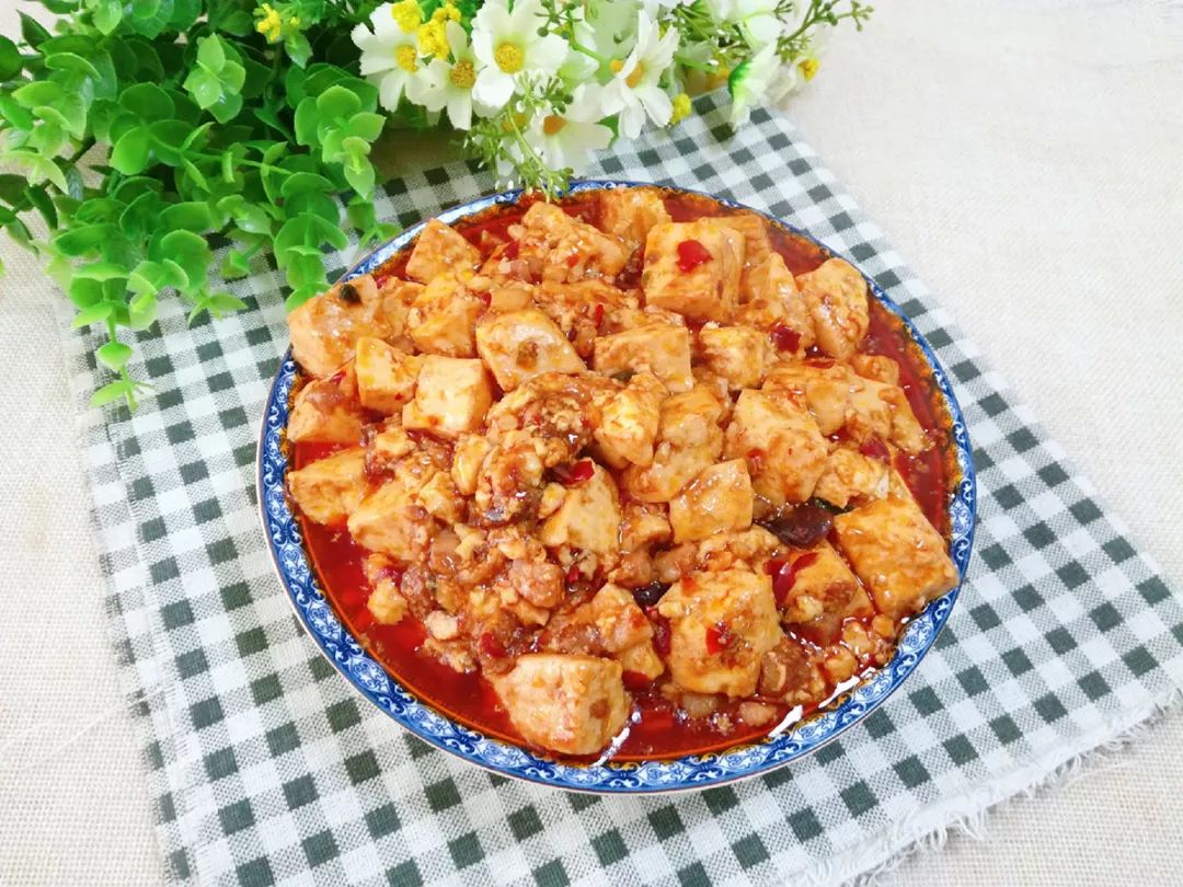 肉末豆腐怎么做才又嫩又好吃,肉末豆腐色泽鲜艳鲜嫩可口