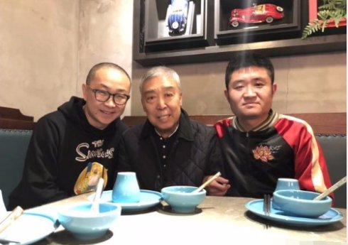 姜昆和郭德纲的相声对比,相声大师对郭德纲和姜昆的评价