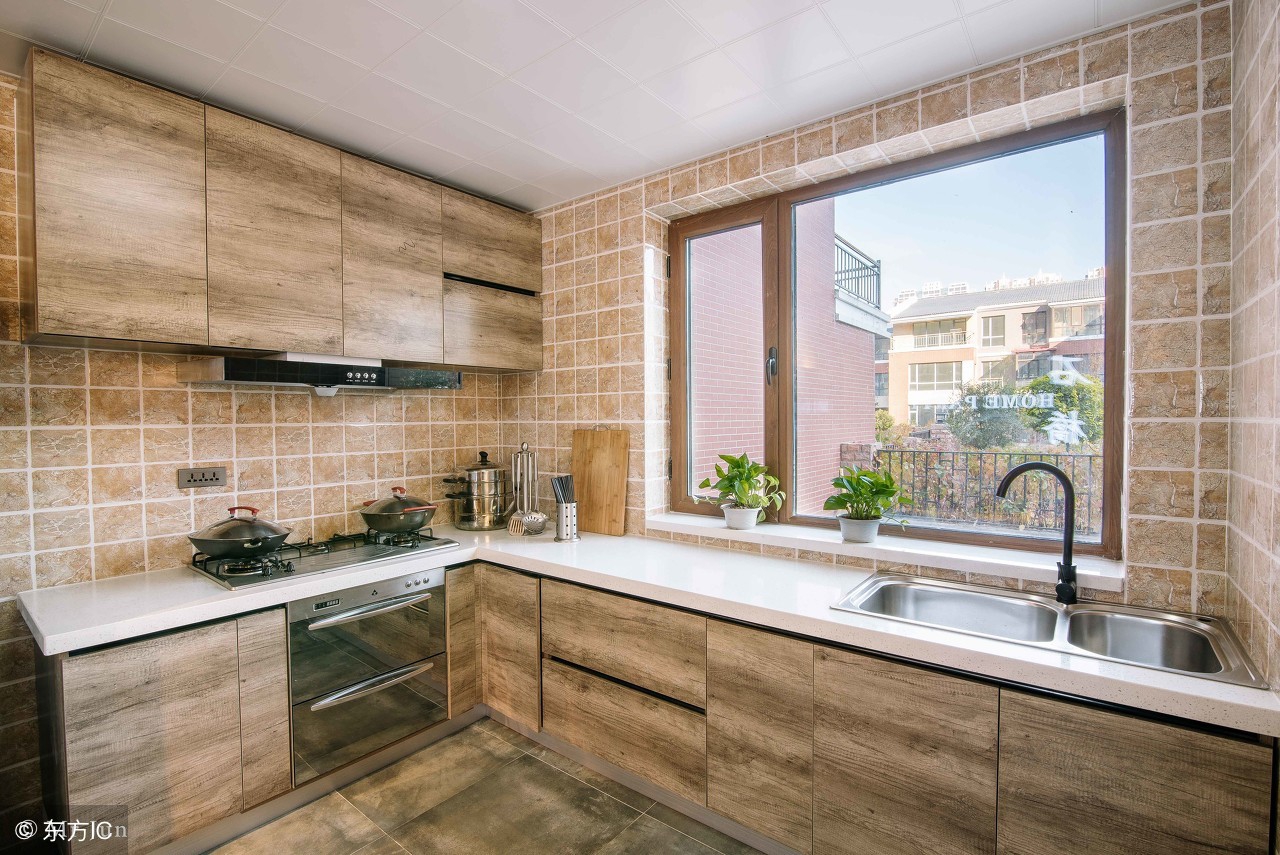 你是在施舍我吗？！让我象白痴一样地以为你什么都不知道……