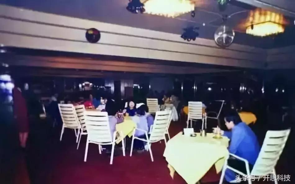 「人老了就开始喜欢怀旧」90年代的广州火车站，究竟有多恐怖？