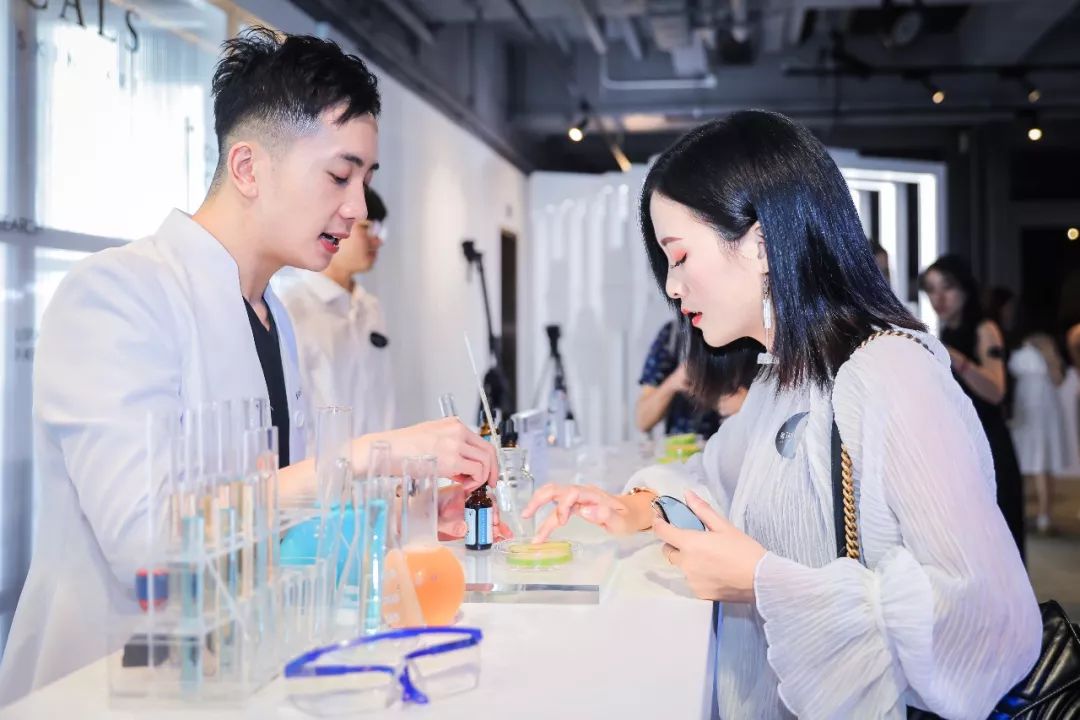 修丽可体验店,修丽可皮肤检测怎么做的