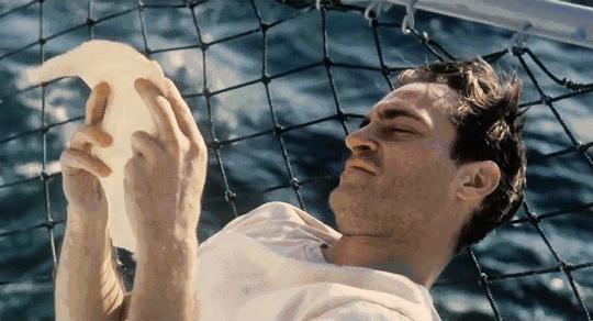 我们深度测评了8家英国书店，回国的行李全部超重