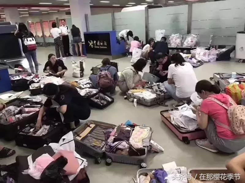 机场海关查获大量欧元,机场代购被海关查