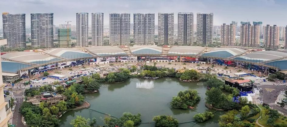 详细成都订酒店逛景点旅游攻略,成都市区必去的景点和酒店