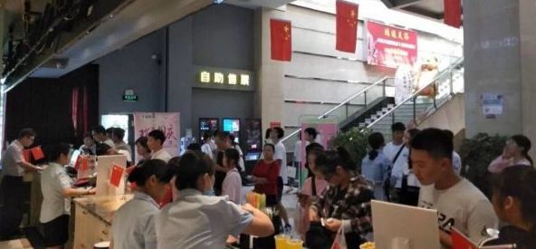 「简讯」醴陵200亩扶贫辣椒滞销，村民很“椒急”/第6届湖南艺术节相关剧目门票发放中