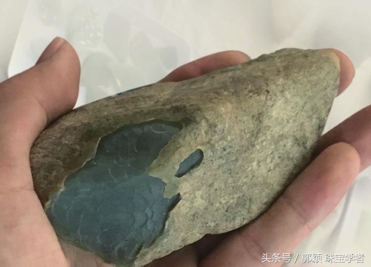 流氓窗翡翠原石,听说过赌石吗