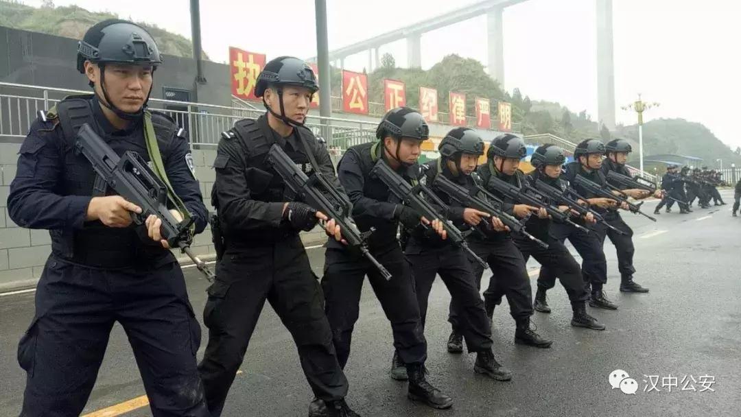汉中公安特警大练兵,汉中市巡特警大练兵