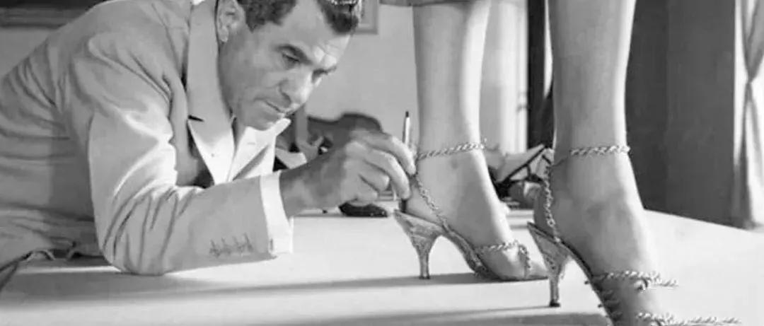 王妃的包”皇室专用的旅行箱”梦露的鞋”成为经典并非偶然！