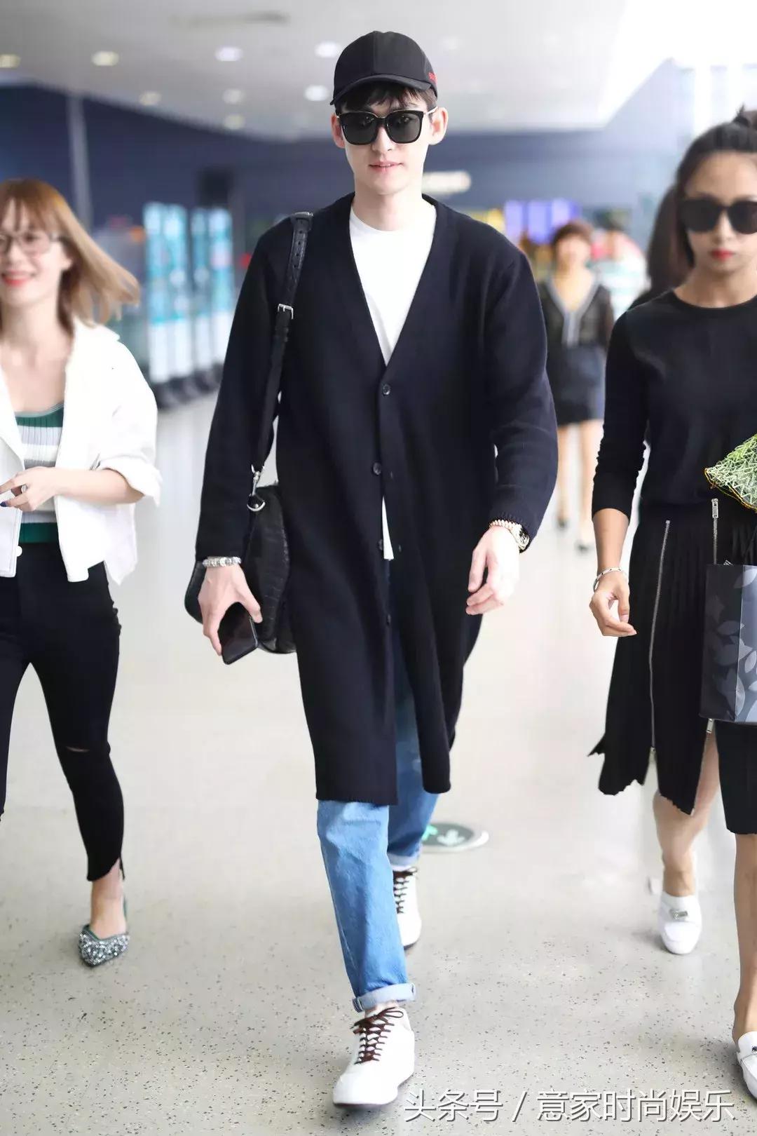 鎴戝彲浠ヨ俯鍦ㄤ綘鐨刟j涓婂悧,浣犺兘韪╁湪aj涓婂悧