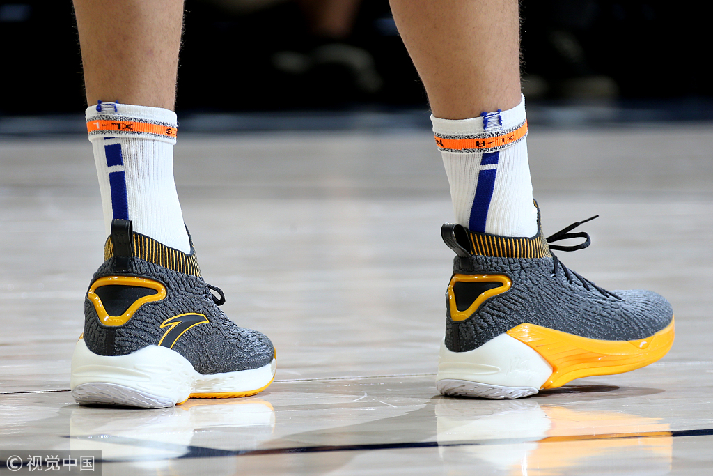 NBA今日球鞋精选：杜兰特蜜汁审美自创鸳鸯鞋安踏为汤神出新款