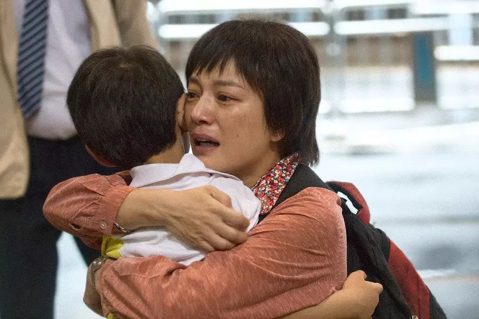 李晨范冰冰文章马伊琍杨幂刘恺威,杨幂范冰冰光头造型比美