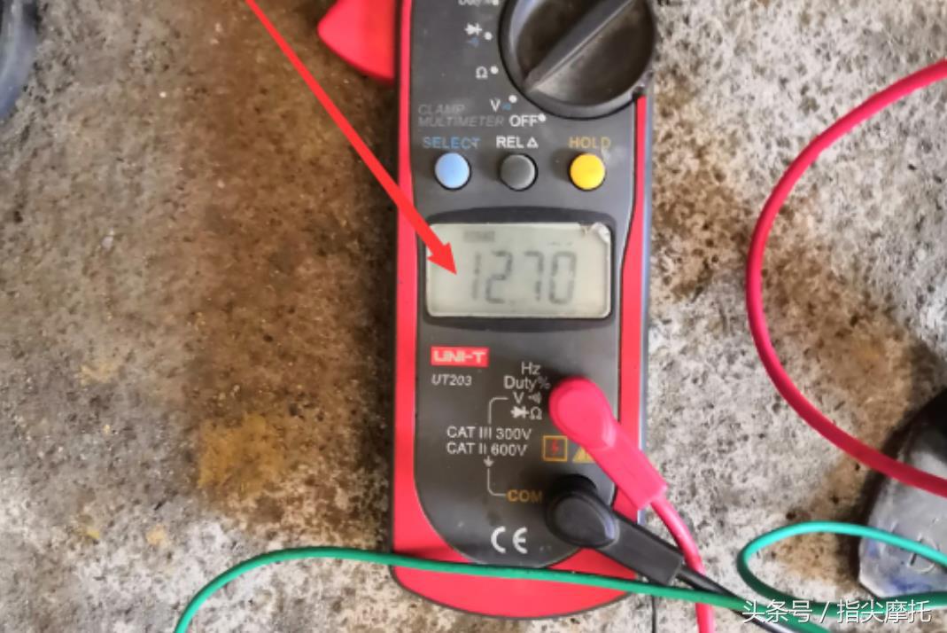 鬼火摩托车电瓶有电灯不亮,鬼火踏板摩托车电瓶怎么修复