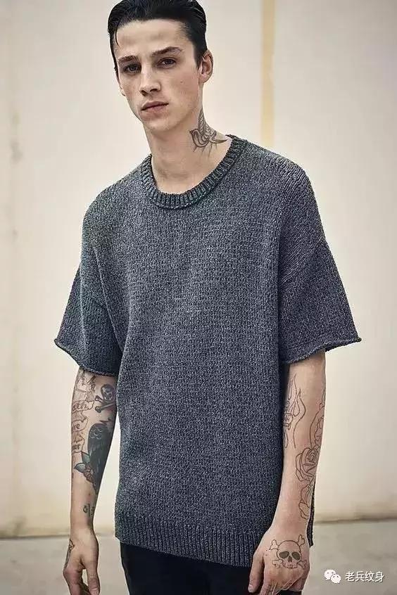 又痞又雅的Ash，仅凭一人之力，就改变了潮流的风向标！