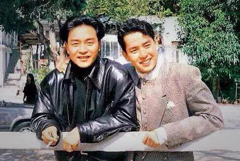 香港大学校长谭咏麟图片,谭咏麟为何叫他谭校长