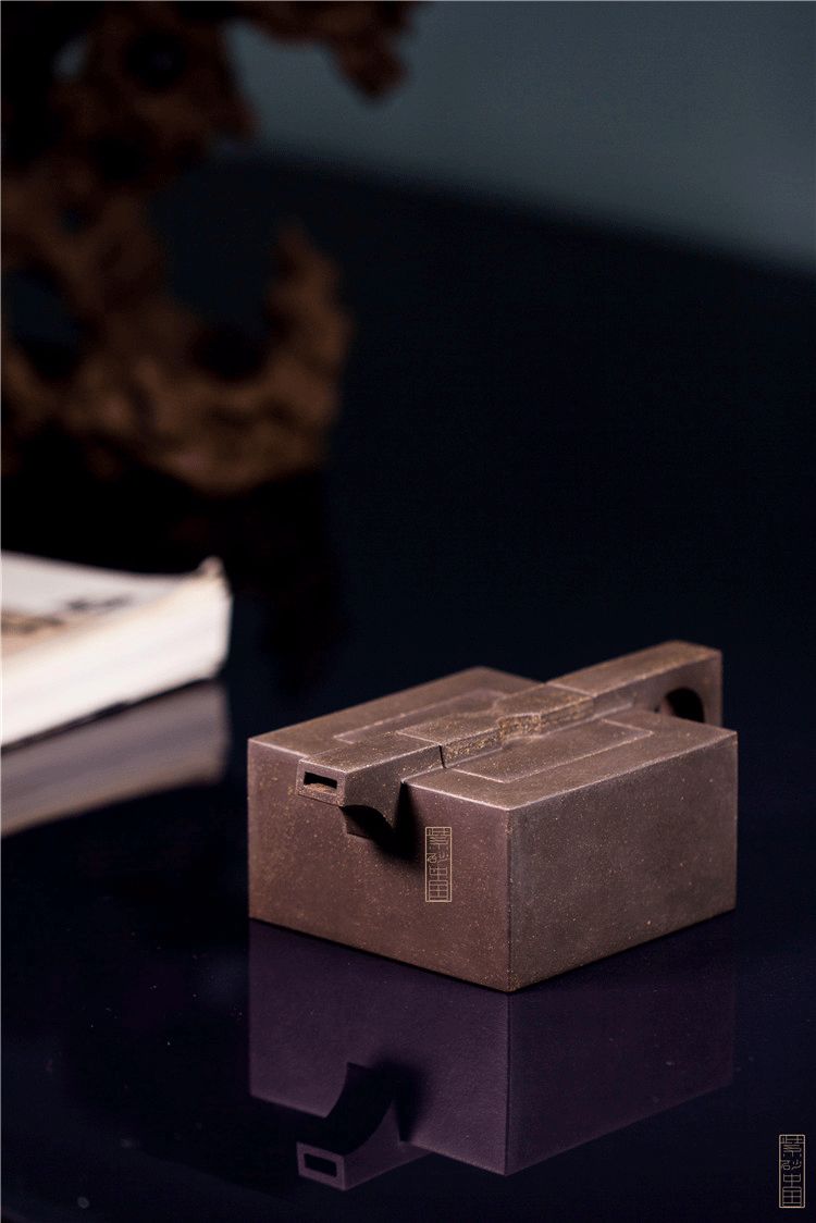 观｜《衡》施小马