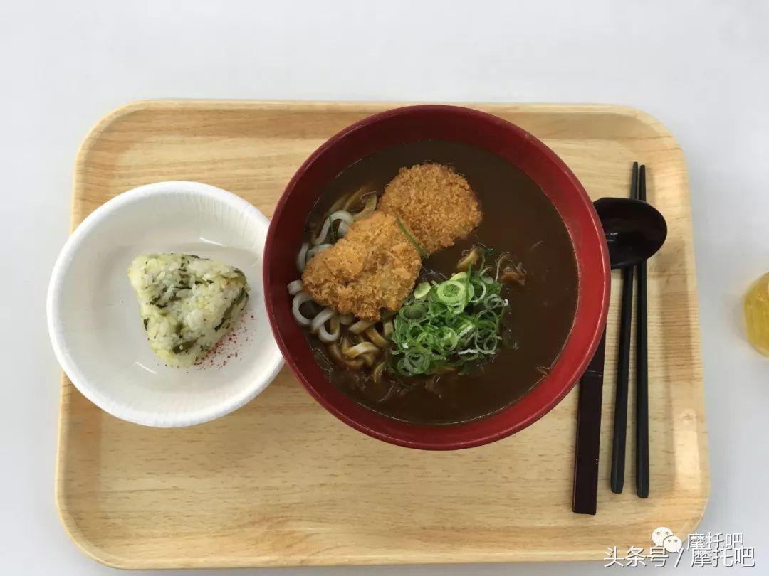 我来到了这些摩托车出生的地方，有幸试驾了一辆“特产CB”