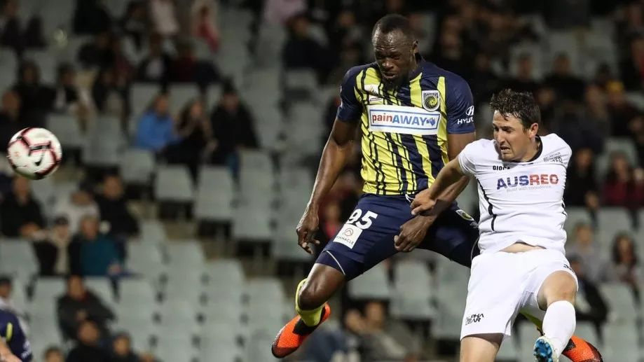 飞人博尔特终结足球梦,田径传奇博尔特