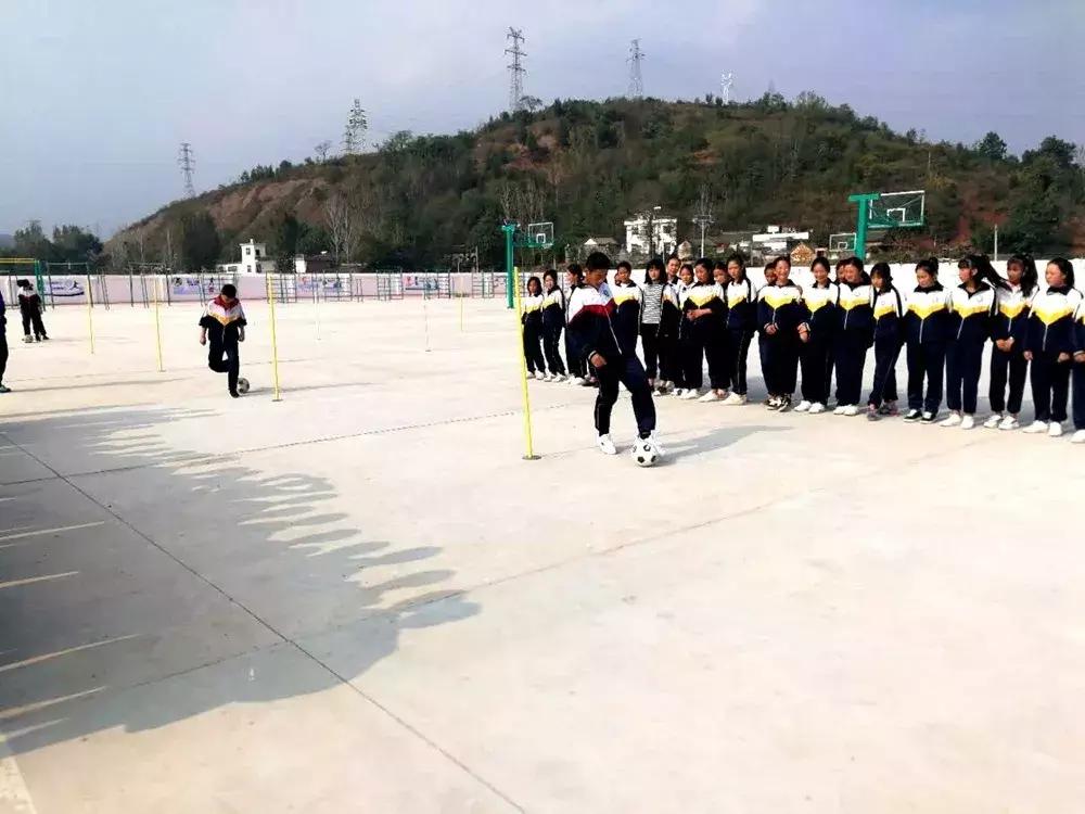 建业足球名单,建业杯足球比赛