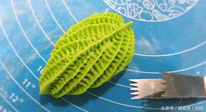 可以用各种各样的物品做包子,把包子做成艺术品