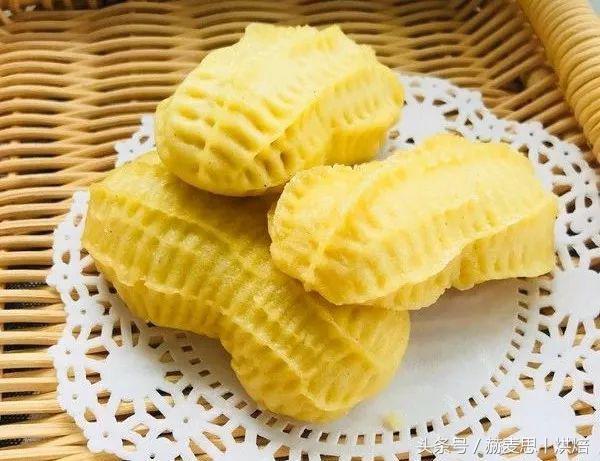 可以用各种各样的物品做包子,把包子做成艺术品