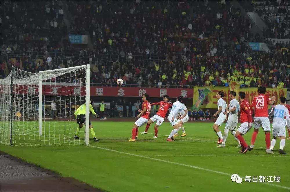 因为一座城爱上一支球队,因为一支球队爱上一座城市