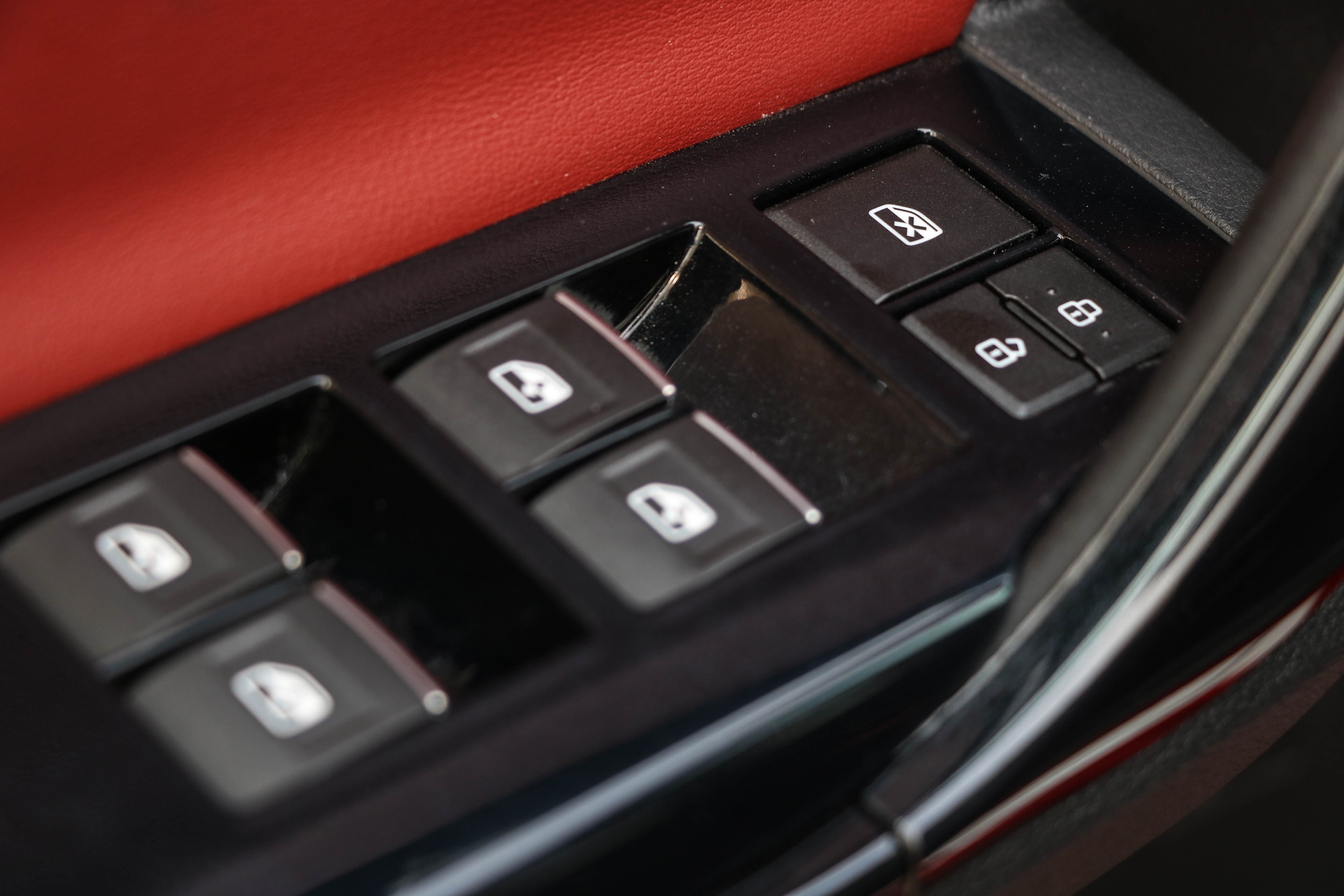 臻于品质卓于聪颖试驾东风风行t5,2021年新车上市suv风行t5多少一台