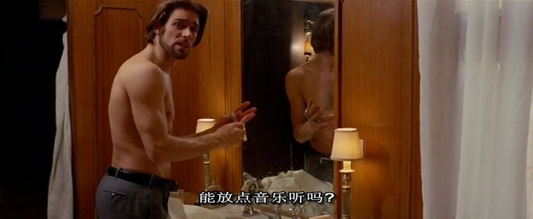 老师与学生的不伦恋，居然隐藏着一起香艳*案惨**