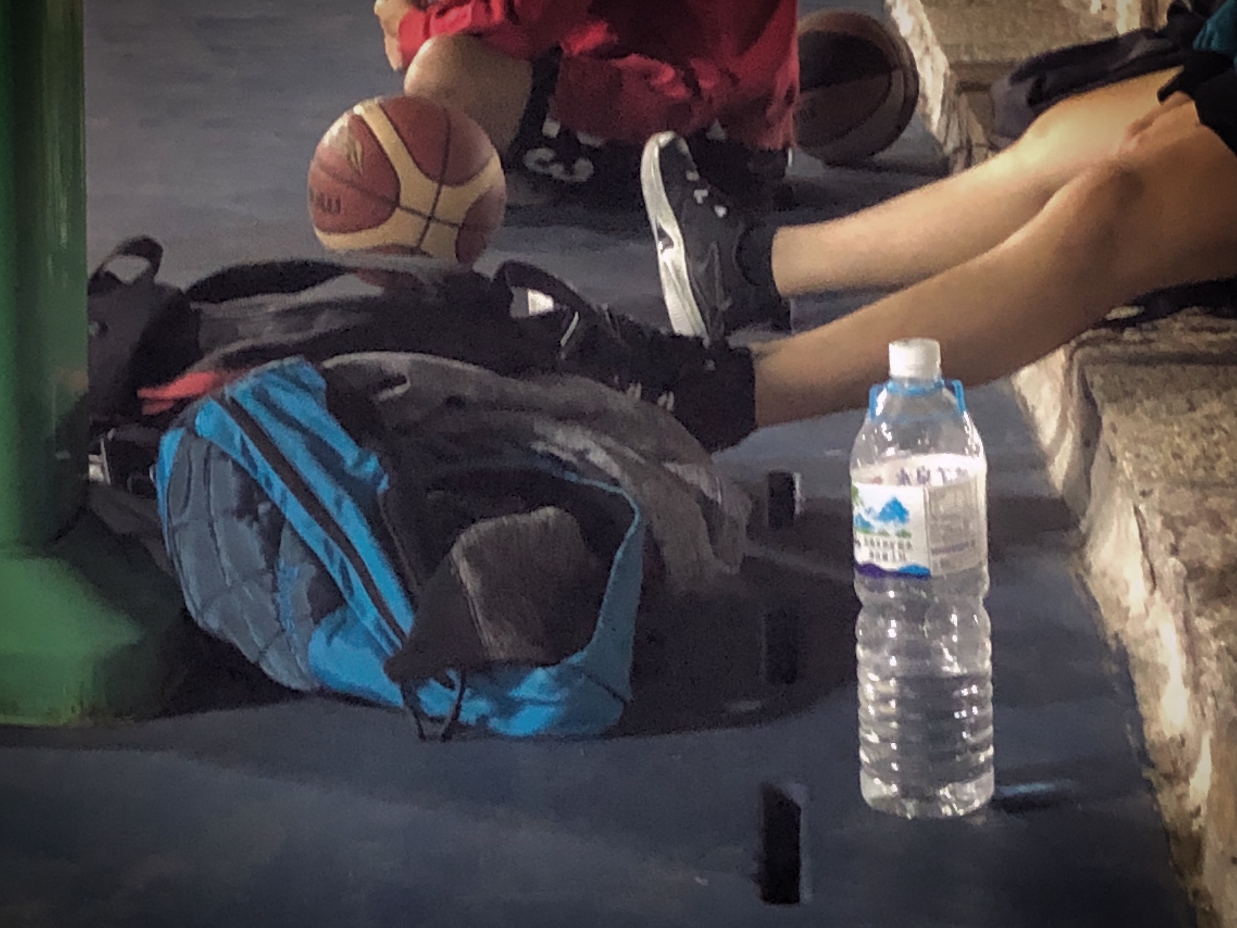 厦门大学灯光球场出现的“欧文”“科比”！